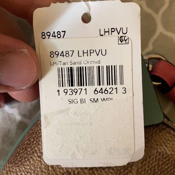 Coach Wristlet like New With Tags, Pink band! - Picture 5 of 5